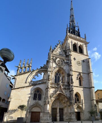 Visite Villefranche sur Saône, Guide Beaujolais, Guides Lyon