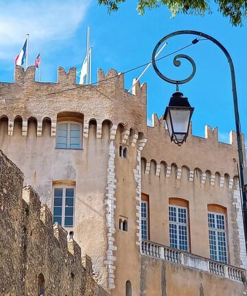 VISIT CAGNES-SUR-MER