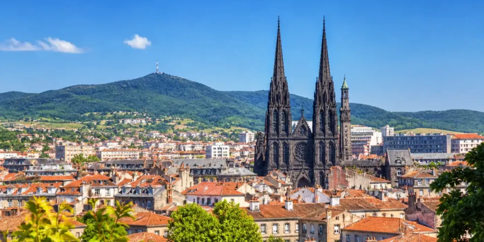 Visit Clermont-Ferrand with a private guide