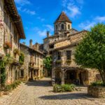 Visit Pérouges with a private guide
